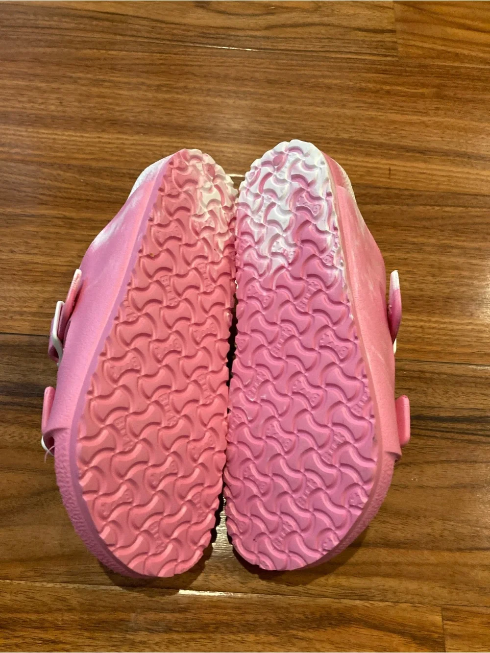 Birkenstock girls shoes size 32/L1 Pink & White